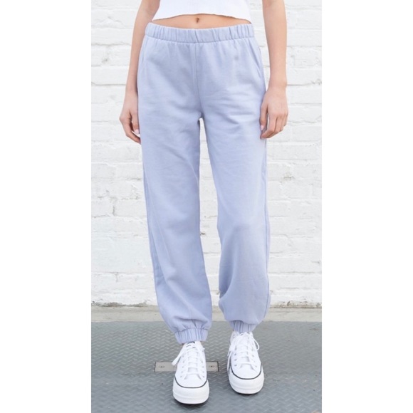 Brandy Melville Pants - Brandy Melville Rosa Jogger Sweatpants